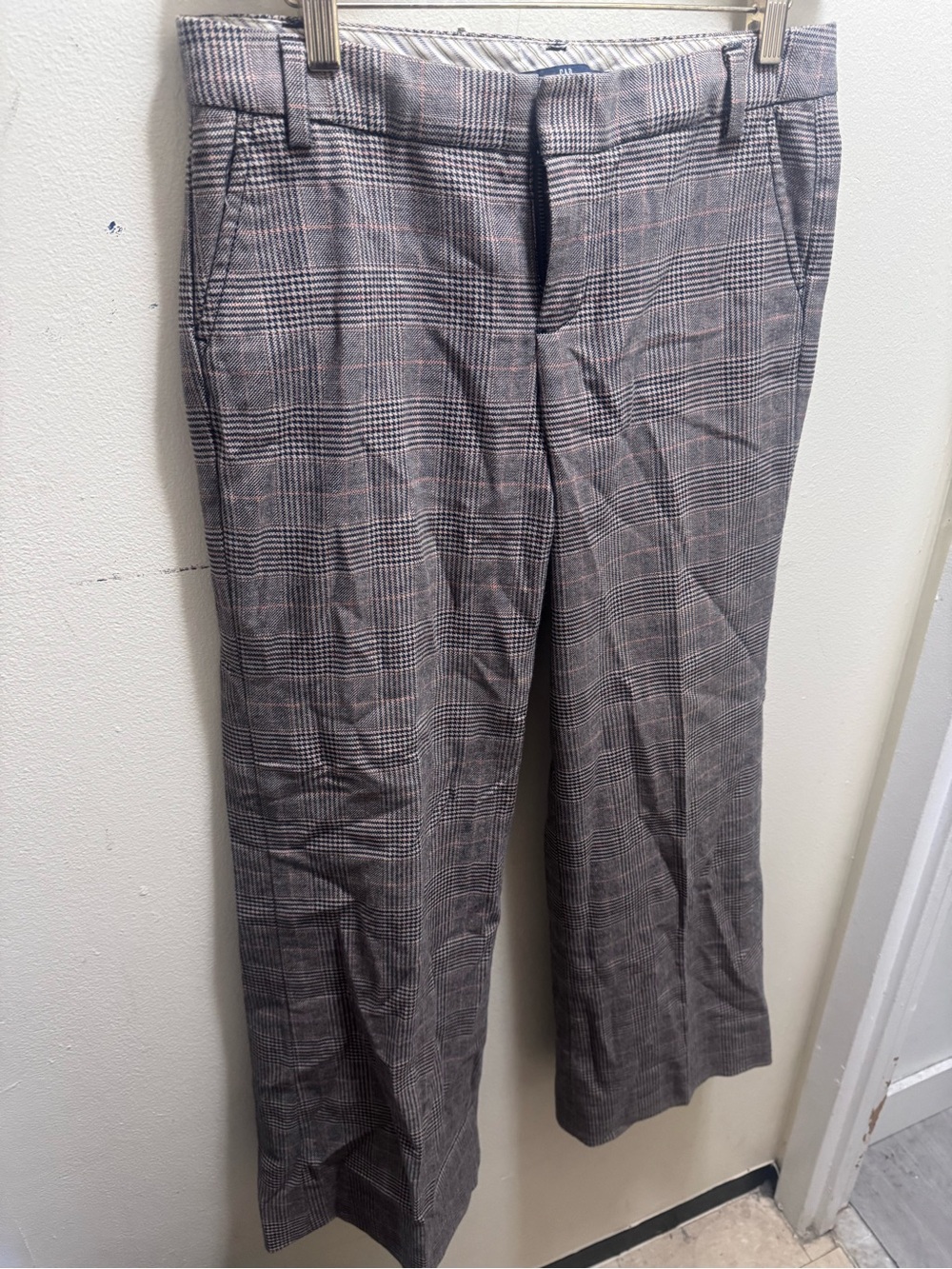 GAP Wide Leg Plaid Pants in Gray with Pink Windowpane size 4